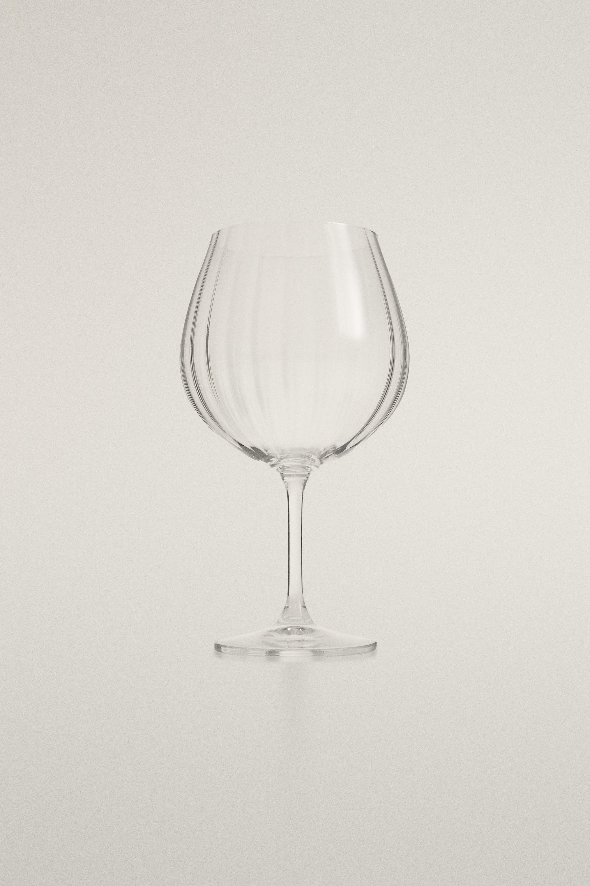 RAISED CRYSTALLINE GLASS